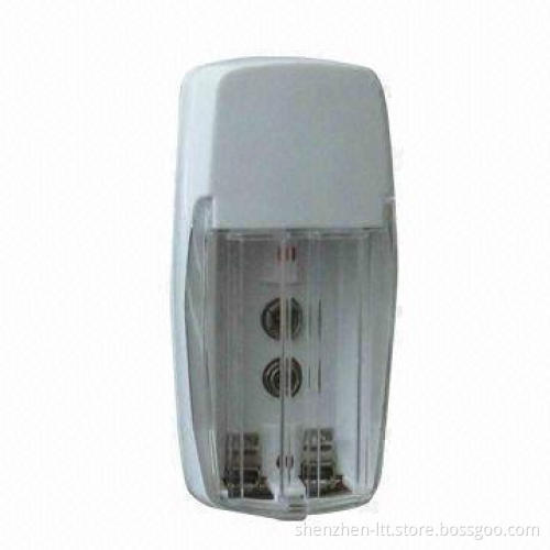 Battery Charger for 2-piece AA/AAA and 1-piece 9V Ni-MH or Ni-CD